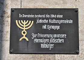 Gedenktafel für die jüdische Gemeinde in Dornheim.