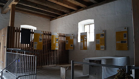 Ausstellungstafeln im Kommunbrauhaus