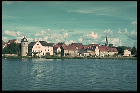 Ansicht von Segnitz mit der Bildungsanstalt.